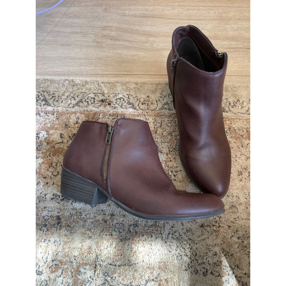 Esprit brown booties